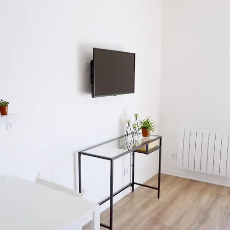Studio Belle Vue Bordeaux - Parking Prive - Netflix - Tram A Cenon Exterior photo