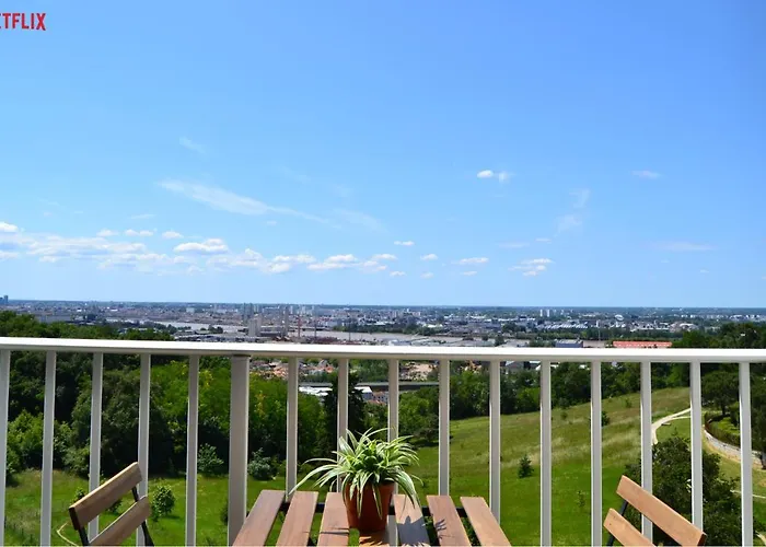 Studio Belle Vue Bordeaux - Parking Prive - Netflix - Tram A